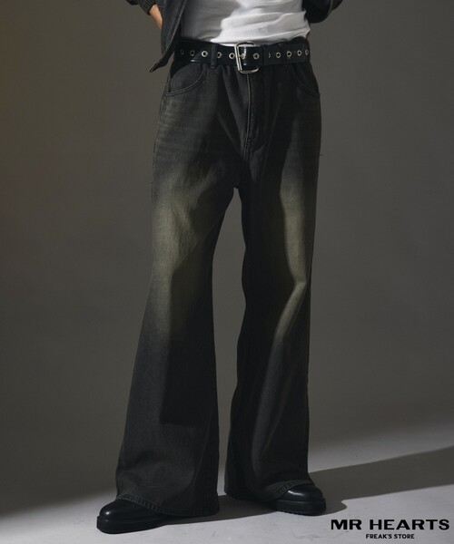 FREAK'S STORE(フリークスストア)の「限定展開 MR HEARTS/ミスターハーツ VINTAGE WASH FLARE DENIM(デニムパンツ・メンズ・ブラック/サックスブルー/ネイビー・SMALL/MEDIUM/LARGE)」の1枚目の写真