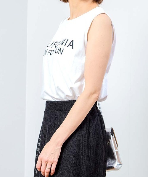 aunt lily(アントリリー)の「ロゴプリントノースリーブプルオーバー(タンクトップ・レディース・ホワイト/ブラウン・M~L)」の4枚目の写真