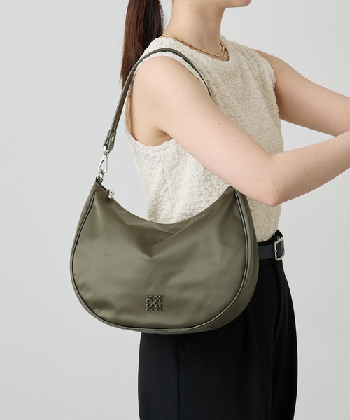 russet（ラシット）の「[260g・弱撥水] クラウズナイロン2wayショルダーバッグ(CE-1469)（ショルダーバッグ・レディース・ブラック/ライトグレー/ライトブルー/カーキ・FREE）」の11枚目の写真