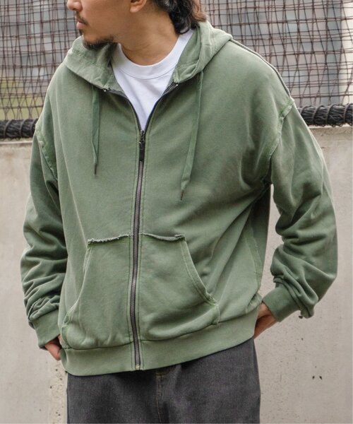 VENCEEXCHANGE(ヴァンスエクスチェンジ)の「裏毛ピグメントジップパーカー(パーカー・メンズ・レッド/チャコール/カーキ・L/M)」の8枚目の写真