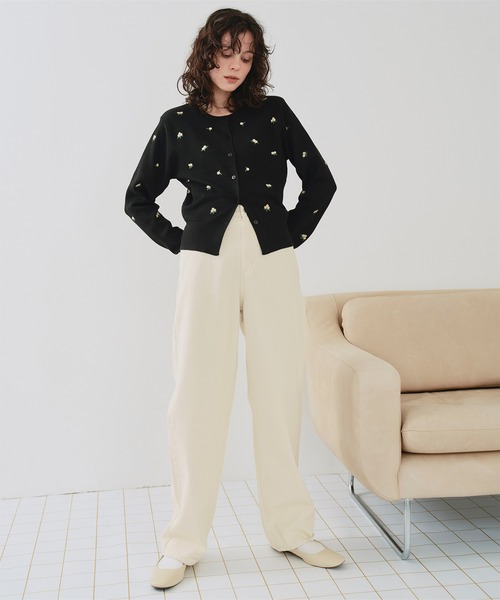 titivate(ティティベイト)の「ドット/カラーストレートデニムパンツ(デニムパンツ・レディース・アイボリー/ブルー系その他/ブラウン/ピンク・SP/S/M/L)」の8枚目の写真