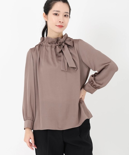 セレモニー・オフィスシーンにおすすめなアイテム ギャザーフリル