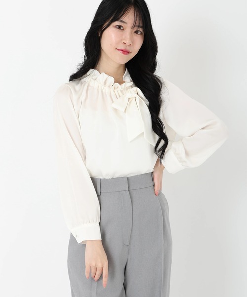 セレモニー・オフィスシーンにおすすめなアイテム ギャザーフリル