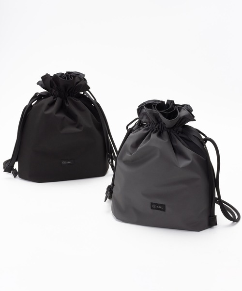SML(エスエムエル)の「MULTI POCKET DRAWSTRING M / 巾着(ショルダーバッグ・レディース・ブラック/グレー・FREE)」の4枚目の写真