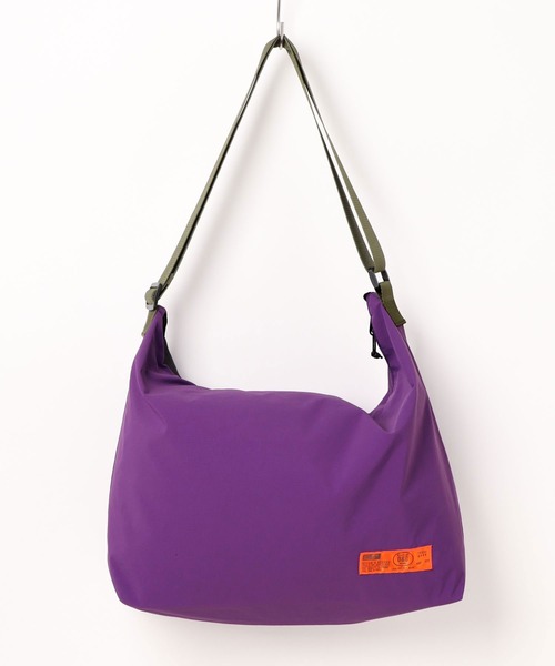 Ocean&Ground（オーシャン&グラウンド）の「ユースフルカラーショルダーBAG（ショルダーバッグ・キッズ・ベージュ/ネイビー/パープル/ブラック/オリーブ/シルバー・FREE）」の5枚目の写真