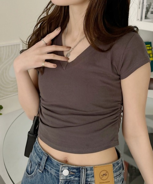 Ada.(エイダ)の「Vネック サイドシャーリング コンパクト フレンチスリーブ Tシャツ(Tシャツ/カットソー・レディース・ホワイト/ピンク/ブラック/グレー・FREE)」の22枚目の写真