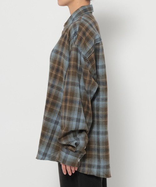 F.ILLUMINATE（フィルミネイト）の「【UNISEX】F.ILLUMINATE／GADIチェックシャツ（シャツ/ブラウス・レディース・ブルー・SMALL/MEDIUM）」の5枚目の写真