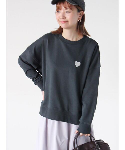 Lugnoncure(ルノンキュール)の「ハート刺繍裏毛スウェット(Tシャツ/カットソー・レディース・チャコールグレー/オレンジ/オフホワイト・F)」の3枚目の写真