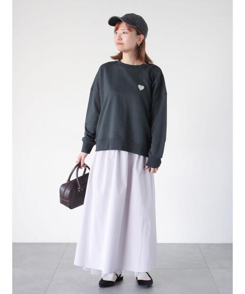 Lugnoncure(ルノンキュール)の「ハート刺繍裏毛スウェット(Tシャツ/カットソー・レディース・チャコールグレー/オレンジ/オフホワイト・F)」の15枚目の写真