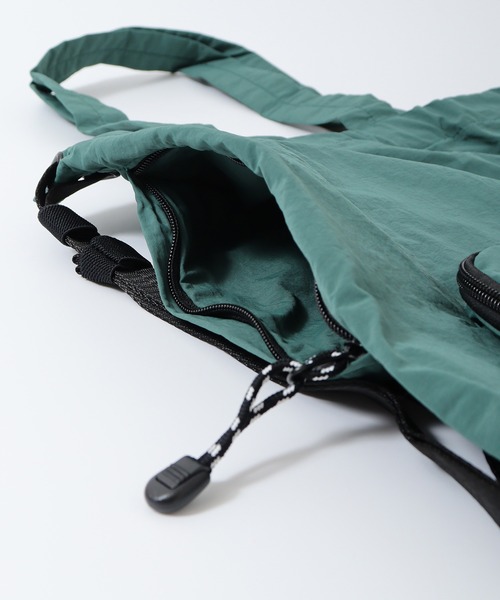 ROOTOTE（ルートート）の「ROOTOTE　パッカブル3WAYトート＆ショルダー＆バックパック（トートバッグ・レディース・コーラル/グレー/グリーン/ブラック/クリーム・FREE）」の11枚目の写真