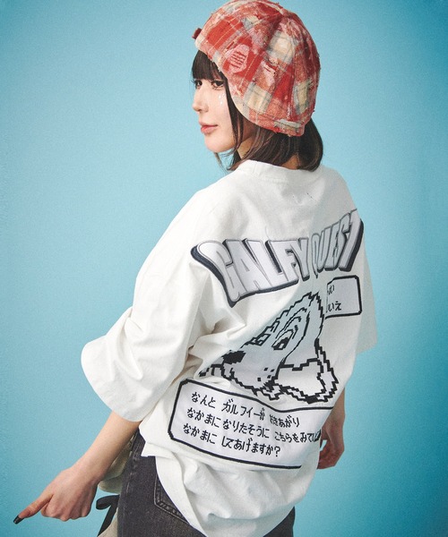 GALFY(ガルフィー)の「【GALFY/ガルフィー】ガルクエTee(Tシャツ/カットソー・メンズ・ホワイト/ライトブルー/スミクロ・L/XL)」の1枚目の写真