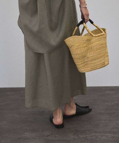 SALON adam et rope'（サロン アダム エ ロペ）の「リネンバイヤススカート［GENTLE LINEN］（スカート・レディース・ホワイト/グレー/ブルー/グレー系その他/ブラック・FREE）」の14枚目の写真