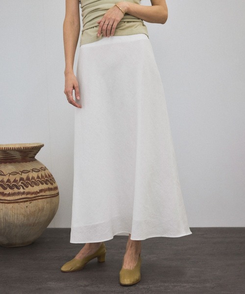 SALON adam et rope'（サロン アダム エ ロペ）の「リネンバイヤススカート［GENTLE LINEN］（スカート・レディース・ホワイト/グレー/ブルー/グレー系その他/ブラック・FREE）」の16枚目の写真