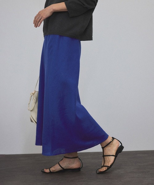 SALON adam et rope'（サロン アダム エ ロペ）の「リネンバイヤススカート［GENTLE LINEN］（スカート・レディース・ホワイト/グレー/ブルー/グレー系その他/ブラック・FREE）」の20枚目の写真