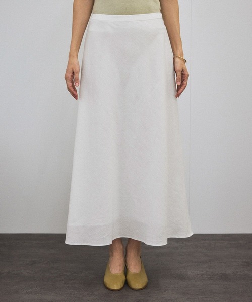 SALON adam et rope'（サロン アダム エ ロペ）の「リネンバイヤススカート［GENTLE LINEN］（スカート・レディース・ホワイト/グレー/ブルー/グレー系その他/ブラック・FREE）」の21枚目の写真