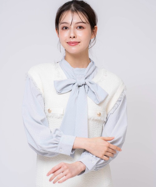 Noela（ノエラ）の「アソートボウタイブラウス（シャツ/ブラウス・レディース・ブラック/オフホワイト/サックスブルー/その他1・フリー）」の4枚目の写真