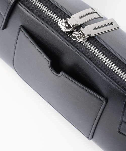 ADD CULUMN（アドカラム）の「BARNYARDSTORM / 【ADDCULUMN / アドカラム】 / FIGRE ボディBAG（ショルダーバッグ・レディース・ホワイト/ブラック・FREE）」の7枚目の写真