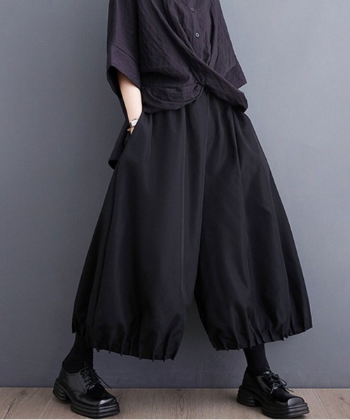 SallyLunn(サリーラン)の「ワイドガウチョパンツ(その他パンツ・レディース・グレー/ブラック・FREE)」の1枚目の写真