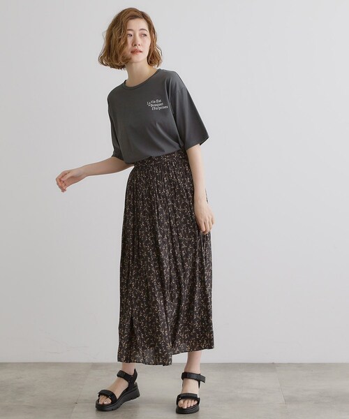 grove(グローブ)の「五分袖ロゴプリントTシャツ(Tシャツ/カットソー・レディース・ホワイト系3/ベージュ系その他3/オフホワイト/チャコールグレー/チャコール・01/02/03/04/05)」の12枚目の写真