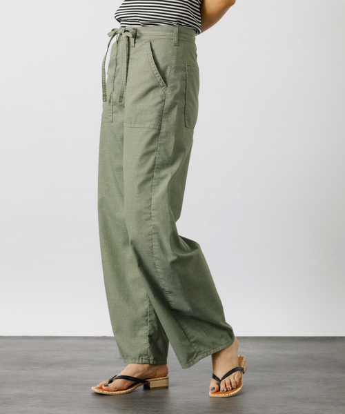 SOMETHING(サムシング)の「【SOMETHING/サムシング】リラックス カーブベイカーパンツ 【WEB限定】(その他パンツ・レディース・カーキ/ベージュ・S/M)」の12枚目の写真