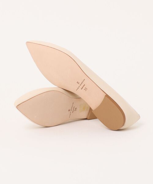 FABIO RUSCONI（ファビオルスコーニ）の「【FABIO RUSCONI/ファビオルスコーニ】ポインテッドトゥ レザー フラット パンプス（パンプス・レディース・シルバー/ブラック/アイボリー・36/37/38/39）」の4枚目の写真