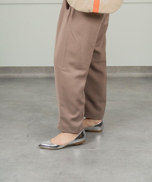 FABIO RUSCONI（ファビオルスコーニ）の「【FABIO RUSCONI/ファビオルスコーニ】ポインテッドトゥ レザー フラット パンプス（パンプス・レディース・シルバー/ブラック/アイボリー・36/37/38/39）」の21枚目の写真