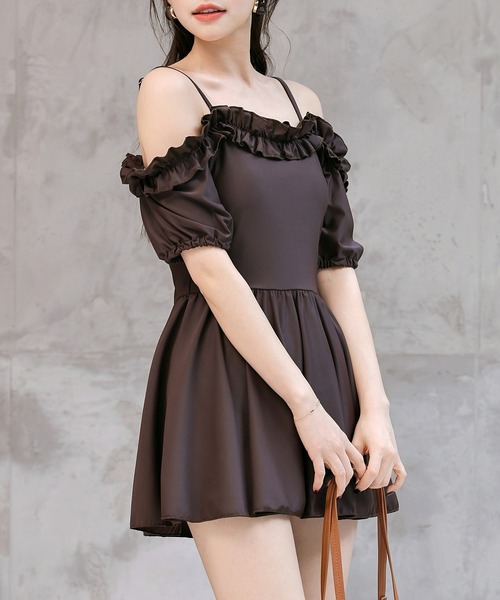 TeddyShop(テディショップ)の「レディース水着 ギャザーフリルオフショルフレアワンピース+ハイウエストショーツ 上下2点セット(水着・レディース・ブラウン/ホワイト系その他/ブラック/ブラック系その他・S/M/L/LL)」の22枚目の写真