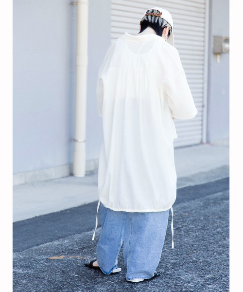 OSMOSIS(オズモーシス)の「【WEB限定アイテム】バックロングギャザーブラウス(シャツ/ブラウス・レディース・ブラック/アイボリー/チャコール・ONE SIZE)」の9枚目の写真