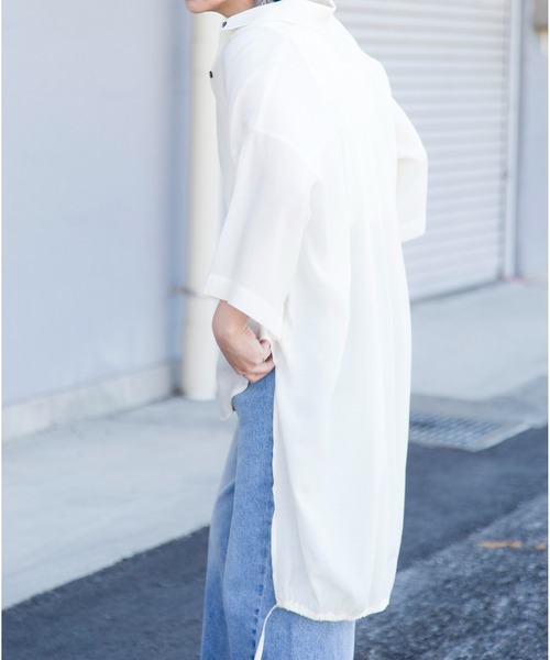 OSMOSIS(オズモーシス)の「【WEB限定アイテム】バックロングギャザーブラウス(シャツ/ブラウス・レディース・ブラック/アイボリー/チャコール・ONE SIZE)」の12枚目の写真