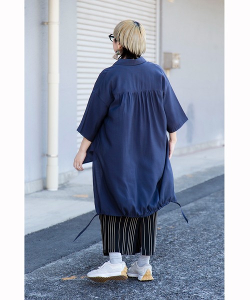 OSMOSIS(オズモーシス)の「【WEB限定アイテム】バックロングギャザーブラウス(シャツ/ブラウス・レディース・ブラック/アイボリー/チャコール・ONE SIZE)」の19枚目の写真