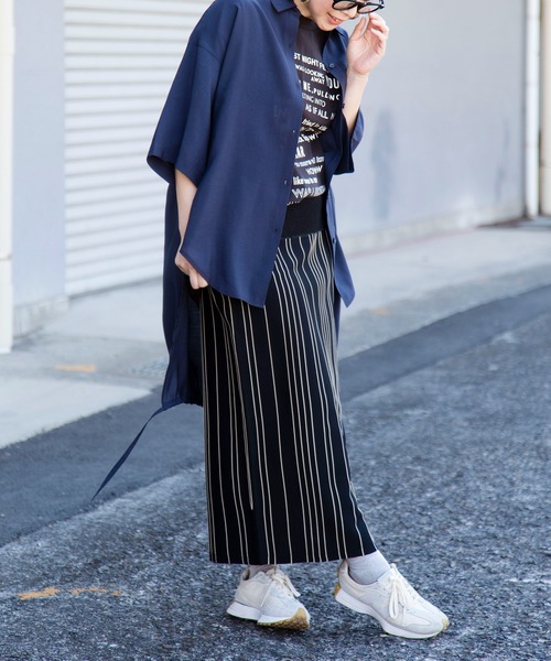 OSMOSIS(オズモーシス)の「【WEB限定アイテム】バックロングギャザーブラウス(シャツ/ブラウス・レディース・ブラック/アイボリー/チャコール・ONE SIZE)」の21枚目の写真