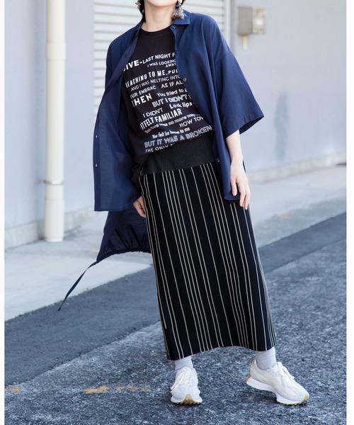 OSMOSIS(オズモーシス)の「【WEB限定アイテム】バックロングギャザーブラウス(シャツ/ブラウス・レディース・ブラック/アイボリー/チャコール・ONE SIZE)」の22枚目の写真