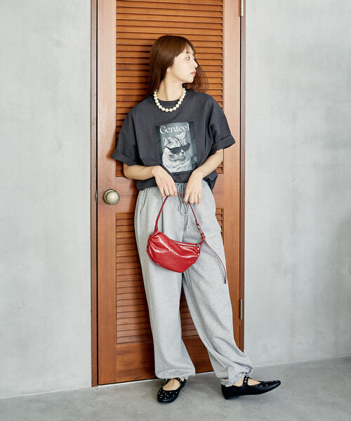 PUBLUX（パブリュクス）の「PUBLUX/パブリュクス ”Genteel”キャット アニマルプリントTシャツ　限定展開（Tシャツ/カットソー・レディース・チャコールグレー/オフホワイト/ベージュ・SMALL/LARGE/MEDIUM）」の9枚目の写真