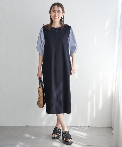 ikka(イッカ)の「袖切り替えカットワンピース(ワンピース・レディース・ブラック/ネイビー/ベージュ・M/L/S)」の5枚目の写真