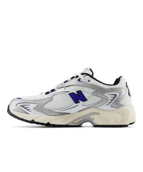 Kinetics（キネティクス）の「New Balance ML725V1（ニューバランス ML725V1）（スニーカー・メンズ・ホワイト系・23.5cm/24cm/25cm/26.5cm/28cm/25.5cm/24.5cm/23cm/27.5cm/27cm/26cm）」の2枚目の写真