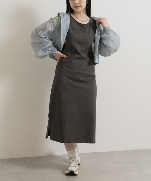MIDIUMISOLID(ミディウミソリッド)の「『別注』MIDIUMISOLID×TGM back open neck one-piece(ワンピース・レディース・グレー/ブラウン・ONE)」の3枚目の写真