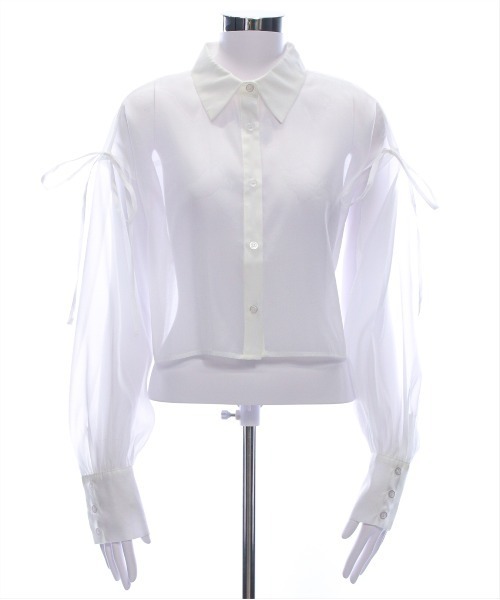 バックリボンシアーショート丈ブラウス SALON by Chico限定】バックリボンショート丈シアーサッカー