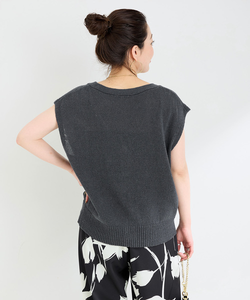 B.C STOCK（ベーセーストック）の「リネン混天竺ベスト（ベスト・レディース・チャコールグレー/ベージュ/ホワイト・FREE）」の11枚目の写真