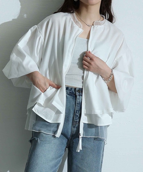 Sawa a la mode(サワアラモード)の「異素材ボリューム袖ブルゾン(ブルゾン・レディース・ブラック/ホワイト・FREE)」の1枚目の写真