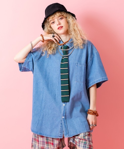 a.p.o.v.(エーピーオービー)の「a.p.o.v. オーバーサイズウォッシュドデニムシャツ(シャツ/ブラウス・メンズ・ブラック/ブルー・ONESIZE)」の2枚目の写真