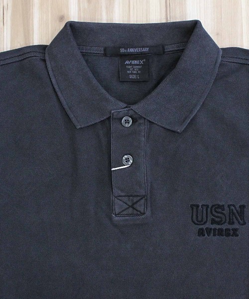 AVIREX（アヴィレックス）の「FADE WASH LAST CRUISE EMB POLO SHIRT（ポロシャツ・メンズ・サックスブルー/チャコールグレー/ホワイト・L/XL/XXL/M）」の10枚目の写真
