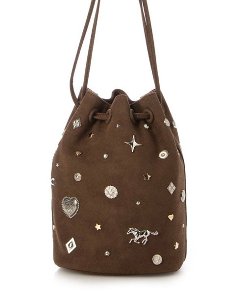 kakatoo（カカトゥ）の「カカトゥ kakatoo / スエード調スタッズドロストバッグ（ショルダーバッグ・レディース・キャメル/ブラック/ベージュ/ブラウン/カーキ・FREE）」の6枚目の写真