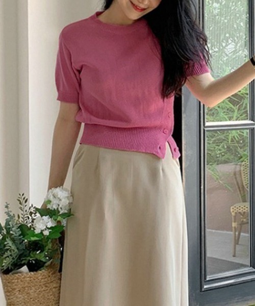 shoppinggo(ショッピングゴー)の「夏服 サイドボタンサマーニット 半袖 レディース 夏ニット(Tシャツ/カットソー・レディース・ホワイト/グリーン/ブラック/ピンク系その他/パープル/グリーン系その他・FREE)」の8枚目の写真
