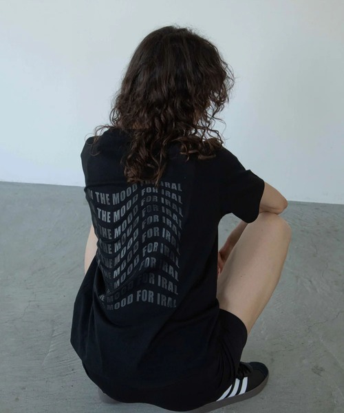 IRAL(アイラル)の「【UNISEX ITEM】GRADATION BACK PRINT T-SHIRTS(Tシャツ/カットソー・レディース・ホワイト/ブラック・FREE)」の7枚目の写真