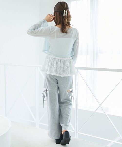 MAJESTIC LEGON(マジェスティックレゴン)の「ペプラムキャミ×カーデセット(カーディガン/ボレロ・レディース・オフホワイト/ブルー/モカ/ピンク/ブラック・MEDIUM)」の9枚目の写真