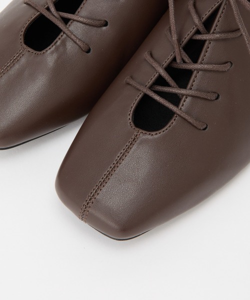 COLONY 2139(コロニートゥーワンスリーナイン)の「レースアップミュール(サンダル・レディース・ブラック/ブラウン・MEDIUM/LARGE)」の15枚目の写真