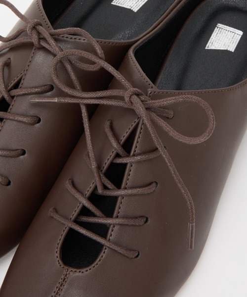 COLONY 2139(コロニートゥーワンスリーナイン)の「レースアップミュール(サンダル・レディース・ブラック/ブラウン・MEDIUM/LARGE)」の14枚目の写真