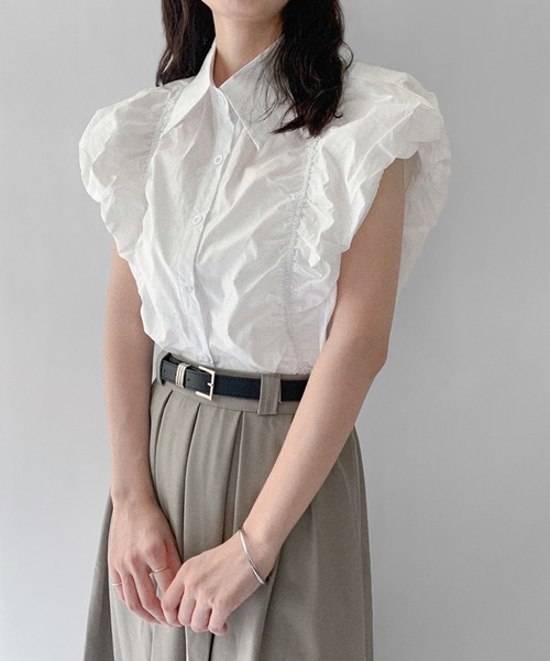 on:nue（オンニュ）の「【on:nue】[着用動画あり！/3色展開] シャーリングボリュームノースリーブブラウス（シャツ/ブラウス・レディース・ブラック/ベージュ/ホワイト・FREE）」の9枚目の写真