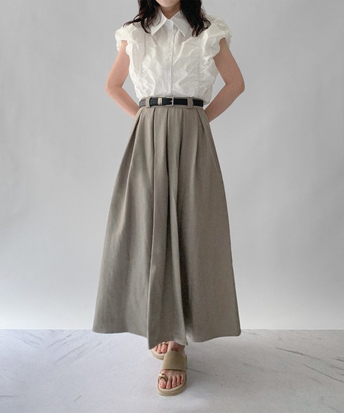 on:nue（オンニュ）の「【on:nue】[着用動画あり！/3色展開] シャーリングボリュームノースリーブブラウス（シャツ/ブラウス・レディース・ブラック/ベージュ/ホワイト・FREE）」の6枚目の写真