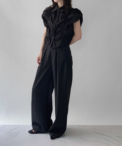 on:nue（オンニュ）の「【on:nue】[着用動画あり！/3色展開] シャーリングボリュームノースリーブブラウス（シャツ/ブラウス・レディース・ブラック/ベージュ/ホワイト・FREE）」の14枚目の写真